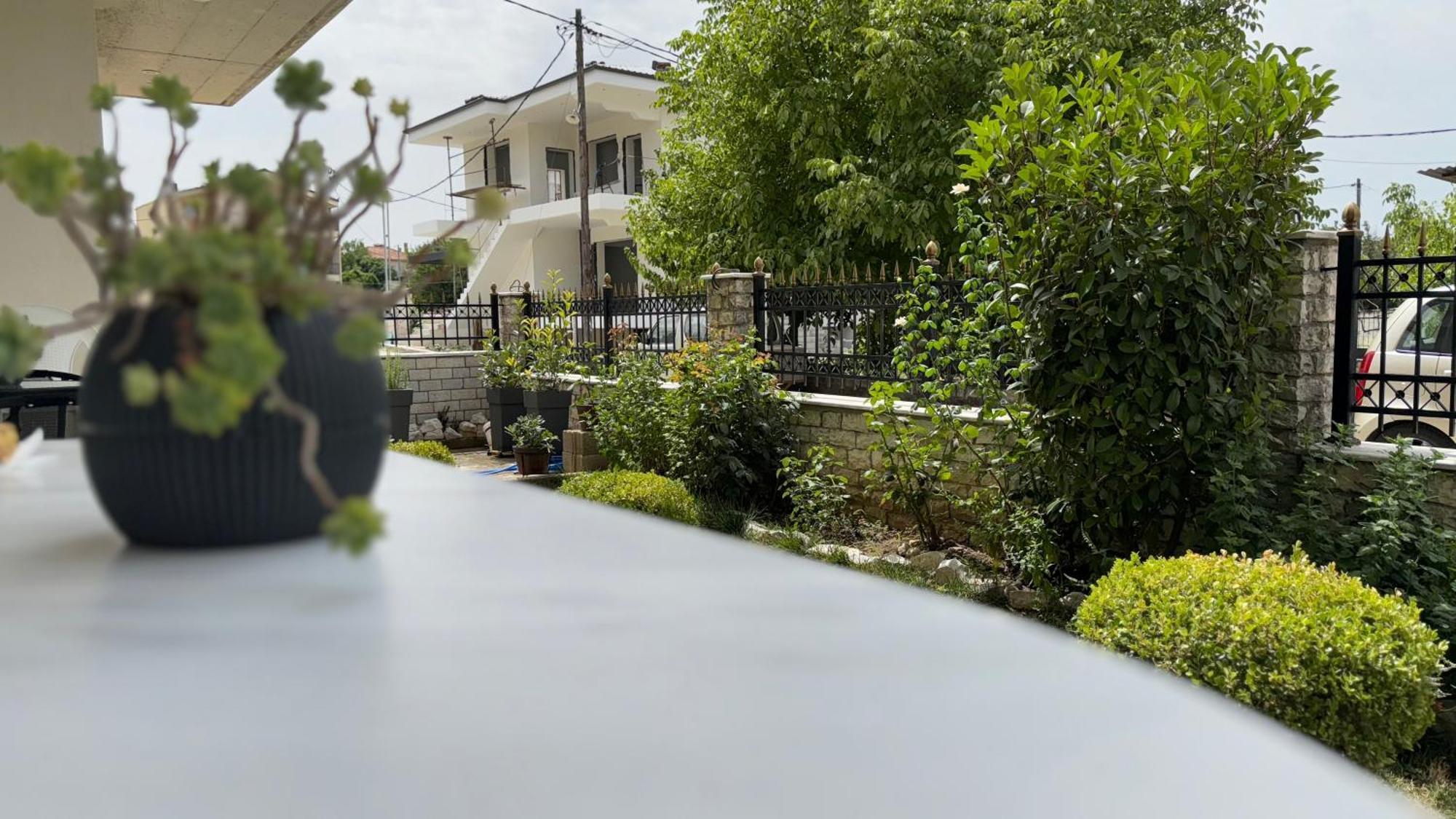 卡兰巴卡Petit House Under The Rocks公寓 外观 照片